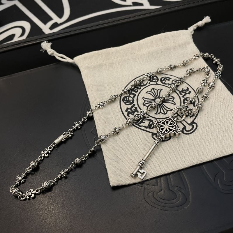 Ch*0me He**ts necklaces